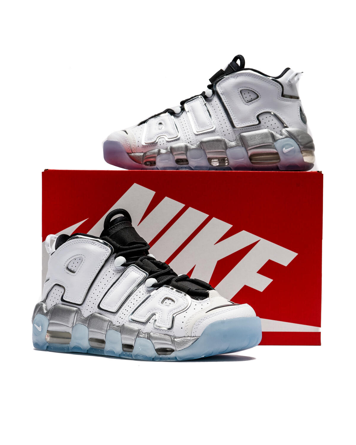 Nike uptempo clearance metallic silver